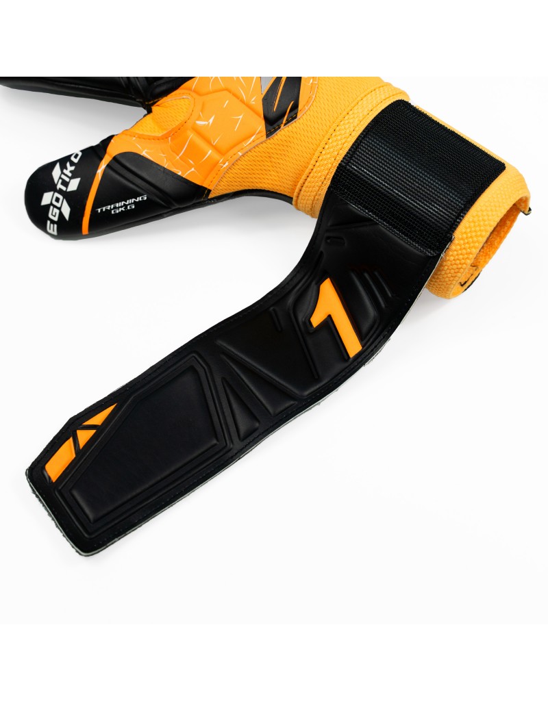 EGOTIKO X TRAINING [Ad]